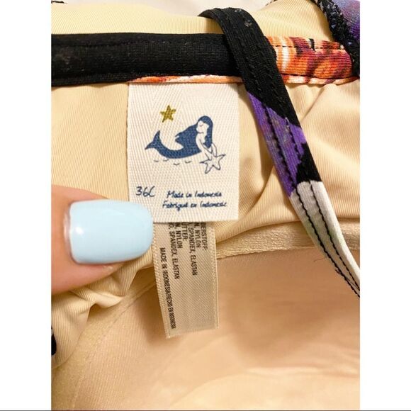 ✨ HP✨Anthropology Mix & Match Bikini Top✨ - Picture 6 of 6